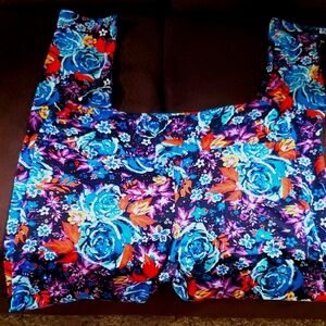# L009 (CH) LuLaRoe Colorful Floral Leggings